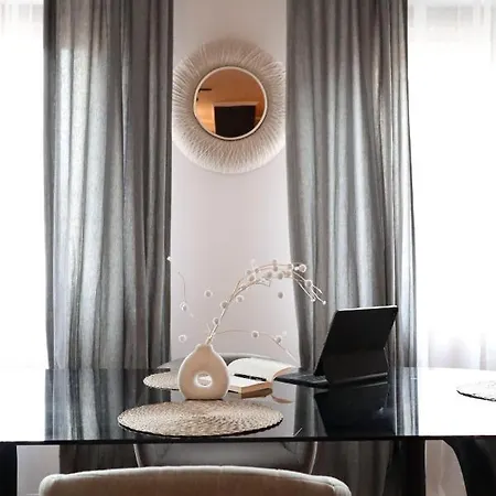 Apartment Civico 1 *